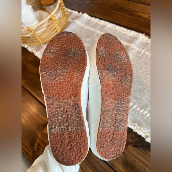 Superga White Canvas Sneakers, women’s size 8, EUC, casual, lightweight, classic - Picture 8 of 8